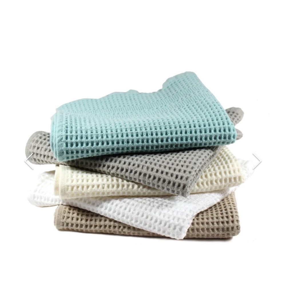 Two Japanese style cotton waffle weave bath towels. - Picture 7 of 10